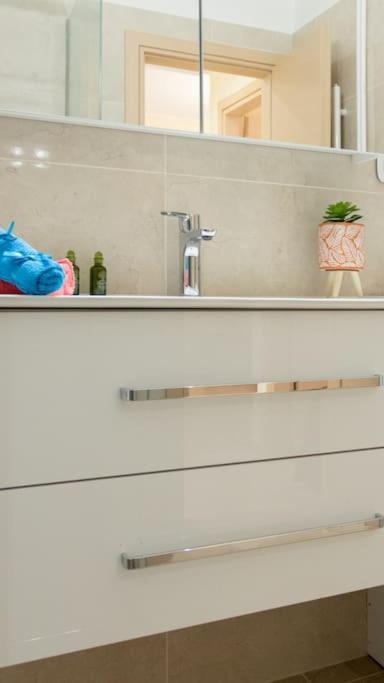 Luxury Apartment In Garitsa Bay Corfu  Zewnętrze zdjęcie